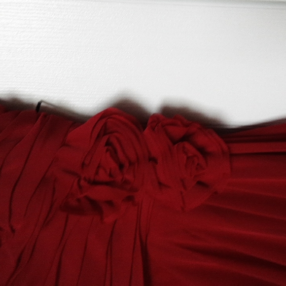 PROM DRESS / PRETTY DARK RED EVENING GOWN SZ 12  Petite NWT - Picture 12 of 14